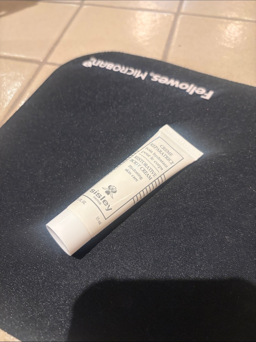 Sisley Creamy Restorative Body Cream - White sample